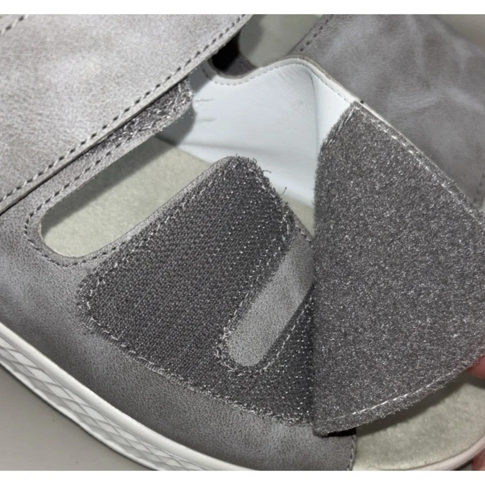 Propet Travelactiv Scottsdale Sandal‎ Women's 11 Wide Grey Hook Loop Adjustable
